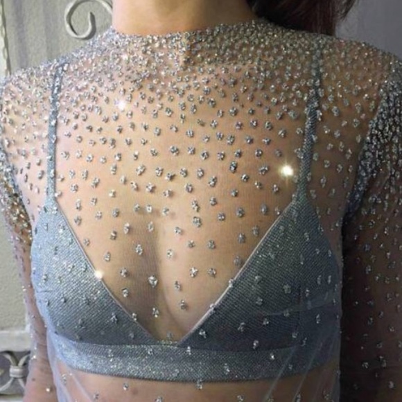 🎁Cascading Shimmer Top by lirika Matoshi brand new ONE SIZE it can fit S and M - Picture 3 of 4